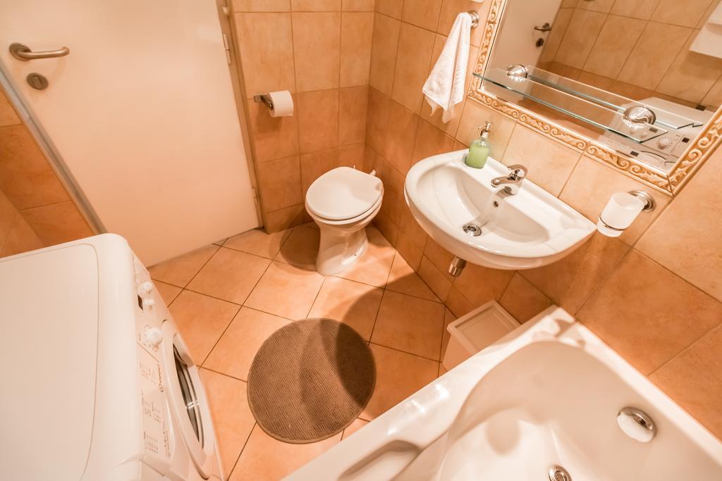 Bpr Joker Apartment Budapest Exterior photo